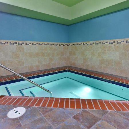 Holiday Inn Express & Suites - Effingham By Ihg Esterno foto