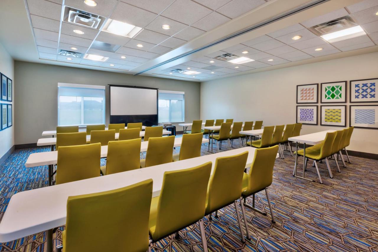 Holiday Inn Express & Suites - Effingham By Ihg Esterno foto