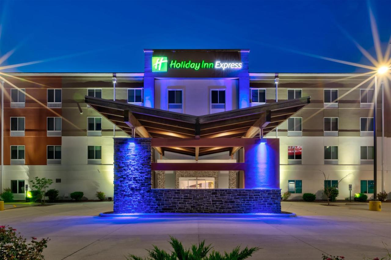 Holiday Inn Express & Suites - Effingham By Ihg Esterno foto