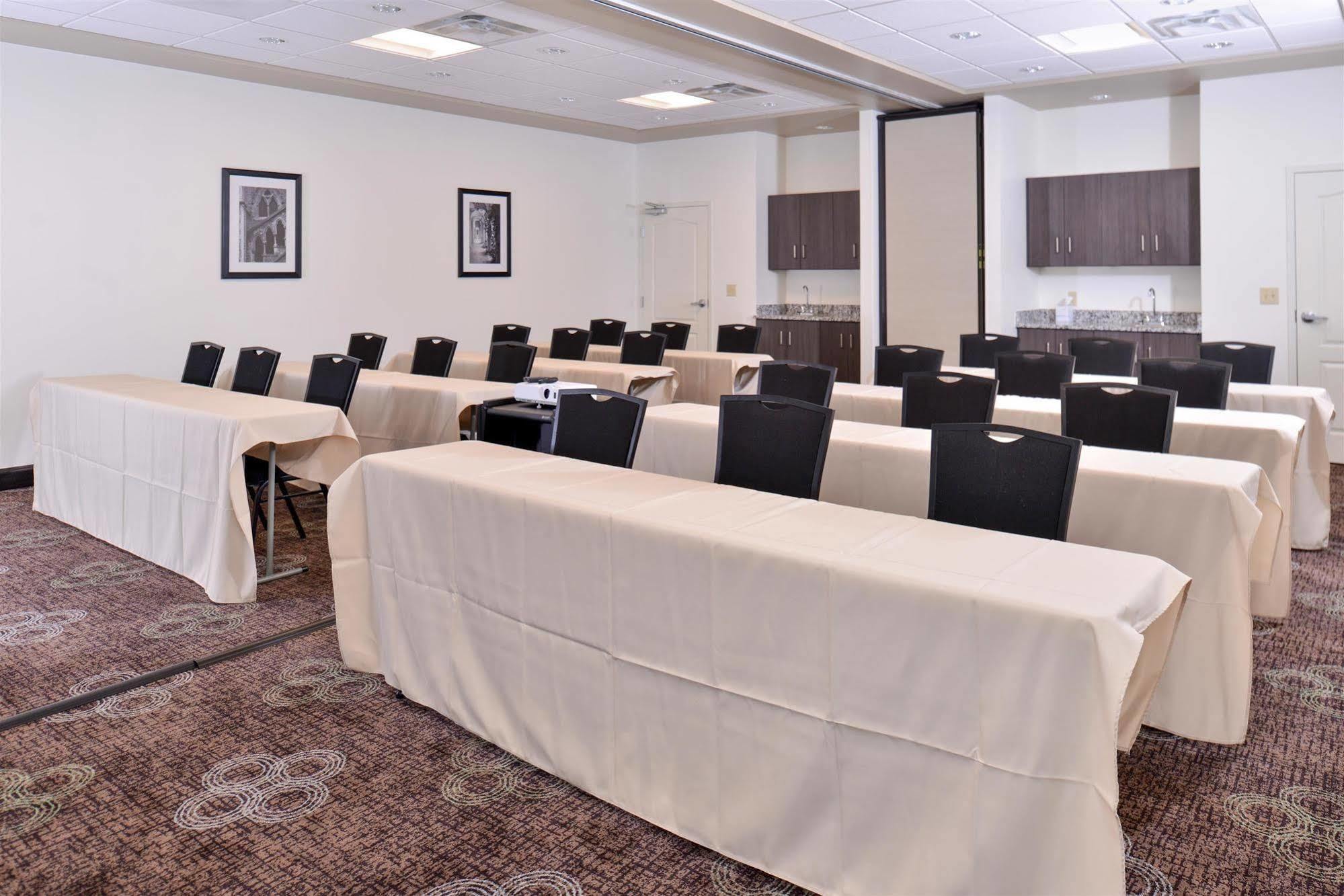 Holiday Inn Express & Suites - Effingham By Ihg Esterno foto